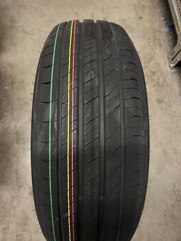 225/65R17 letná pneumatika