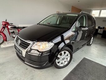 Volkswagen Touran 1.9 TDI Highline 2009 245000km - 1