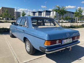 Mercedes-Benz 240 D 123