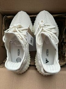 YEEZY BOOST 350 V2 BONE (EU 38, US 5.5, 23,3CM) - 1