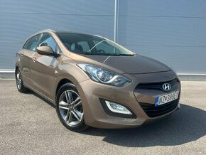 Predám Hyundai i30 combi 1.6 benzín 88kW - 1