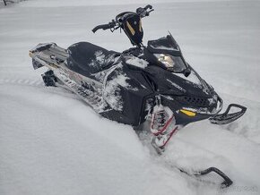 Ski doo Summit 800 Everest