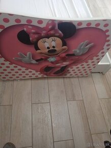 Predám detskú posteľ Minnie ..ako nová KRASNA