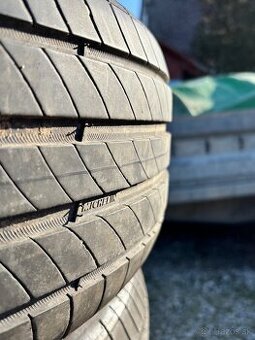 Michelin primacy 215/65 R17