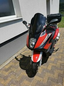 Gilera GP 800 - 1