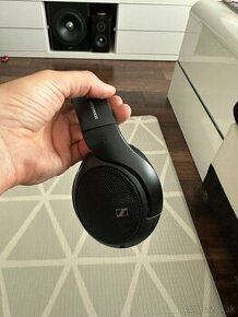 SENNHEISER HD 560S