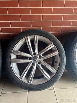 5x112 R18 VW Originál B8 Kolesá + Letné Pneu