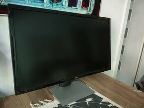 dell s2817Q 4K monitor