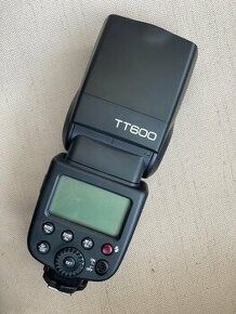 Blesk Godox TT600 univerzálny