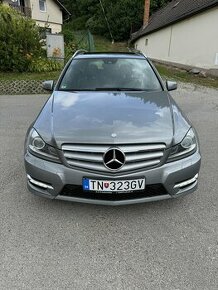 Mercedes Benz C 220 T CDI Sport-Paket-AMG+Lin Xenon