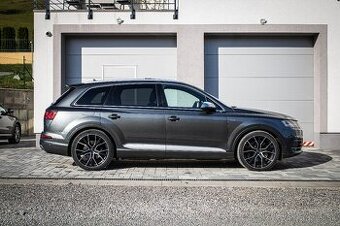 SQ7 4.0 TDI V8, Matrix, Webasto, Pano, Nočné videnie, DPH