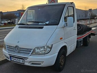 Predám odtahovku do 3.5t Mercedes sprinter