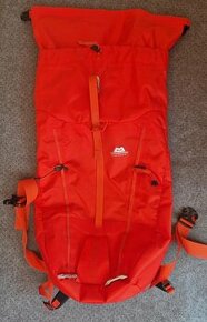 Mountain Equipment Tupilak 30+