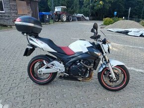 Suzuki gsr 600 2008 72kw M6 Nova STK do 8/2028 Top stav - 1