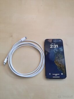 Predám Iphone 12 128GB / seká foťák