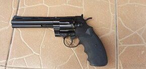 Revolver KWC 357 6" airsoft
