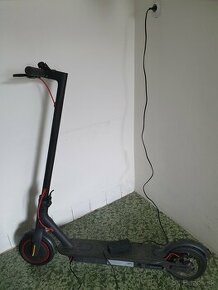 Mi electric Scooter Pro