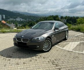 BMW F10 525d AT8 - 1