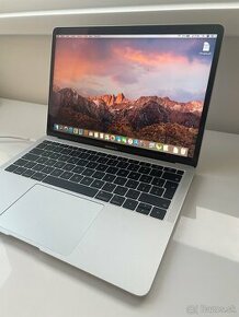 Apple MacBook Air - 1