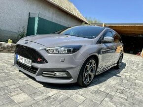 Ford Focus ST - 1