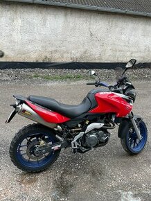 Aprilia pegaso 650 strada