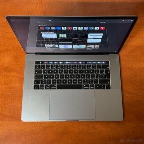 MacBook Pro 2018 15,4” - TouchBar, i7 + púzdro