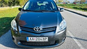 Toyota Auris 1.33 benzin rv2012