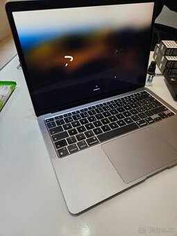 Macbook Air 13" M1 SK Vesmírne sivý 2022