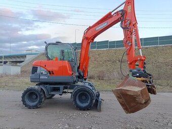 Kolový bagr DOOSAN DX55W