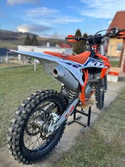 Ktm