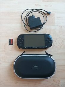 PSP + obal + 16GB karta + adaptér + hry (cena nezahŕňa hry)