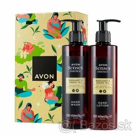 Avon Luxusný set Essence tekutého mydla a mlieka na ruky