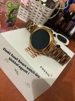 Fossil Smart watch - 1