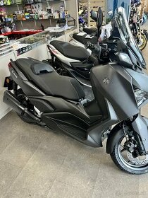 Yamaha XMAX 300