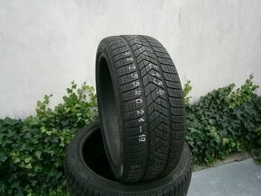 Predám 4x zimné pneu Pirelli 255/40 R21 102VXL