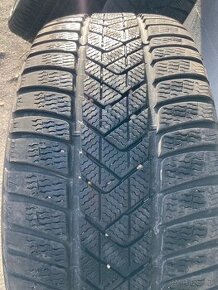 Pirelli Sottozero Zimné Runflat 245/40/20