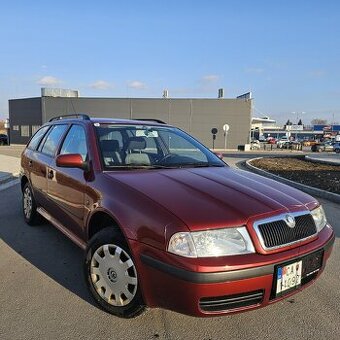 ŠKODA OCTAVIA COMBI 1.9 TDI 74KW 4X4 (COLLECTION)