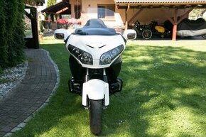 Homda Goldwing GL1800 - 1