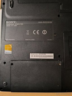 Sony Vaio model SVE1512E1EW Pokazený