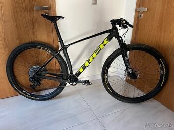 Predám Trek PROCALIBER 9.6. CUSTOM, FOX+SRAM AXS/XX1, TOP