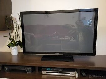 TV Panasonic TX-P42X60E  (42' / 106 cm ).