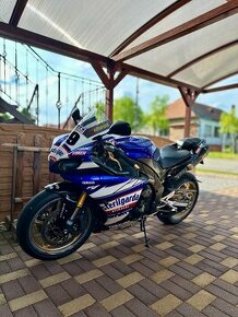 Yamaha R1 BigBang