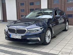 BMW  530e iPerformance A/T .KOŽA.SER.KNIŽKA.PLUG -IN HYBRID