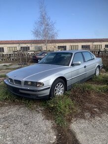 Predám bmw e38 750iL