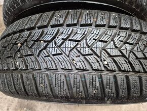 205/60 r16 zimné 2 ks DUNLOP dezén 8,8 mm DOT2020