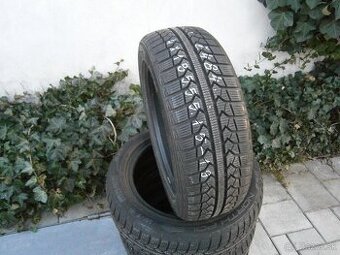 Predám 4x zimné ako nové pneu MOMO 185/55 R15 88HXL