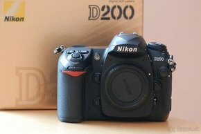 Nikon D200