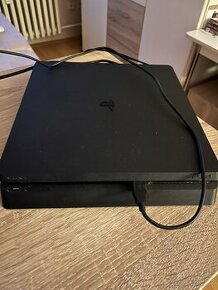 Playstation 4 , 1000 GB