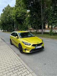 KIA Ceed SW - 1.5 T GDI Gold + Navi Pack