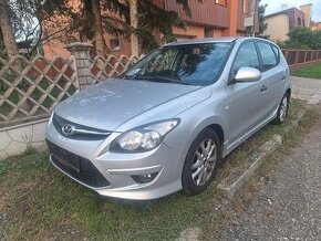 HYUNDAI I30 BENZIN 1,4 BENZIN ROK 2013 - 1